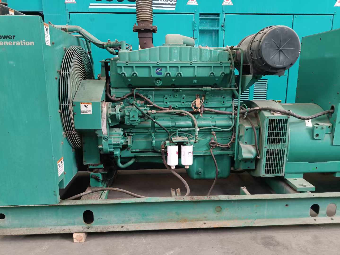 延津过载会对 600kW 柴油发电机组造成哪些损害？