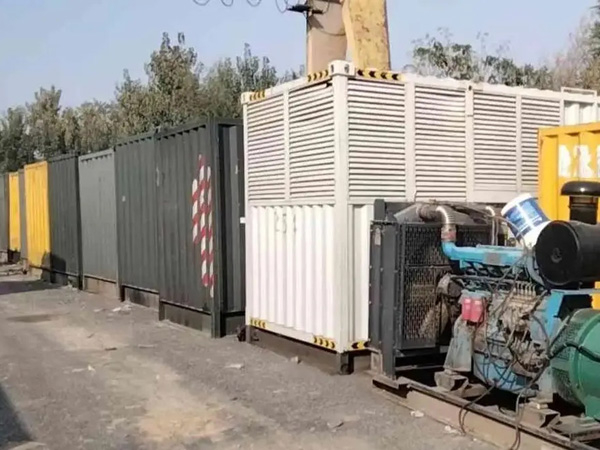 延津200KW柴油发电机机组每小时油耗是多少?